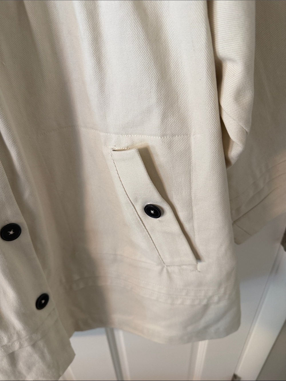 Anthropologie Maeve Collared Swing Jacket
Smocked Chore Coat Ivory Size Large - Picture 7 of 10